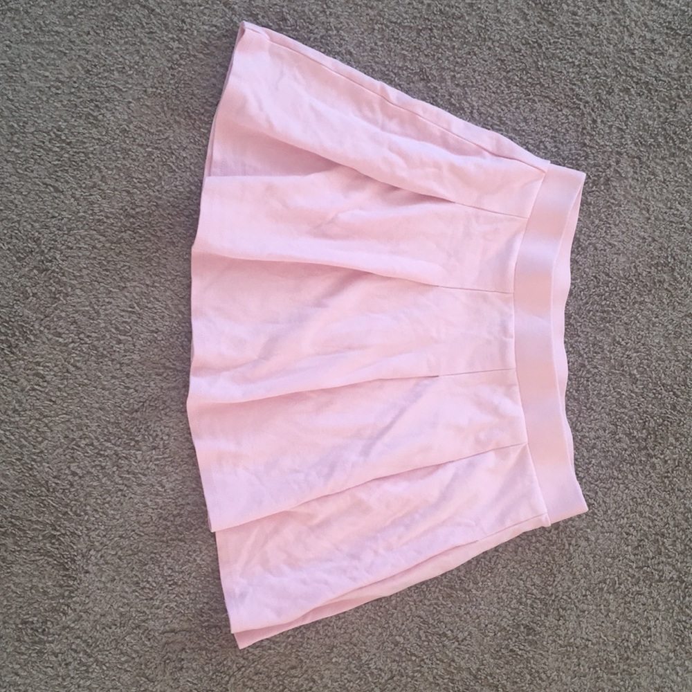 Pink juniors tennis skirt